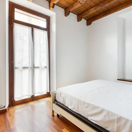 Porta Romana M3- Cosy Apartment