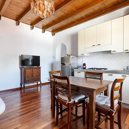 Porta Romana M3- Cosy Apartment *